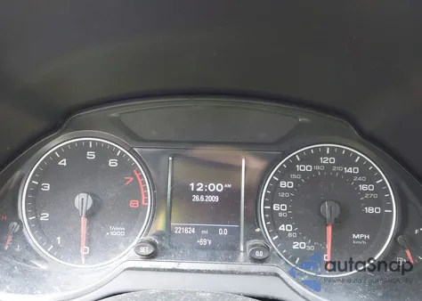 2010 Audi Q5 3.2 Premium from USA, damaged, VIN WA1LKAFP7AA047680